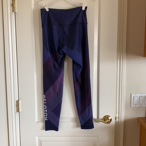 Peloton With Purple stripes size L leggings - Picture 2 of 6